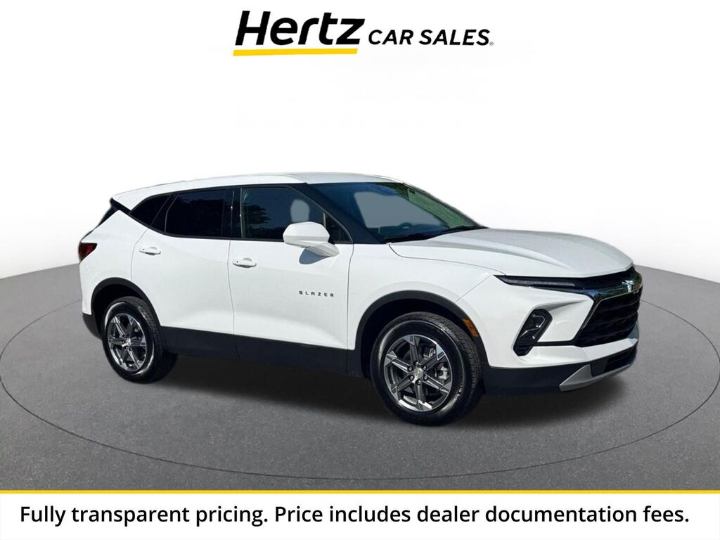 2026 Chevrolet Blazer LT — photo 1 of 13