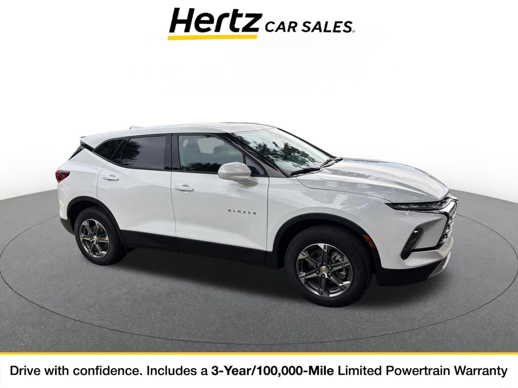 2026 Chevrolet Blazer LT — photo 1 of 11