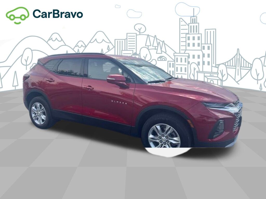 2022 Chevrolet Blazer LT — photo 1 of 6