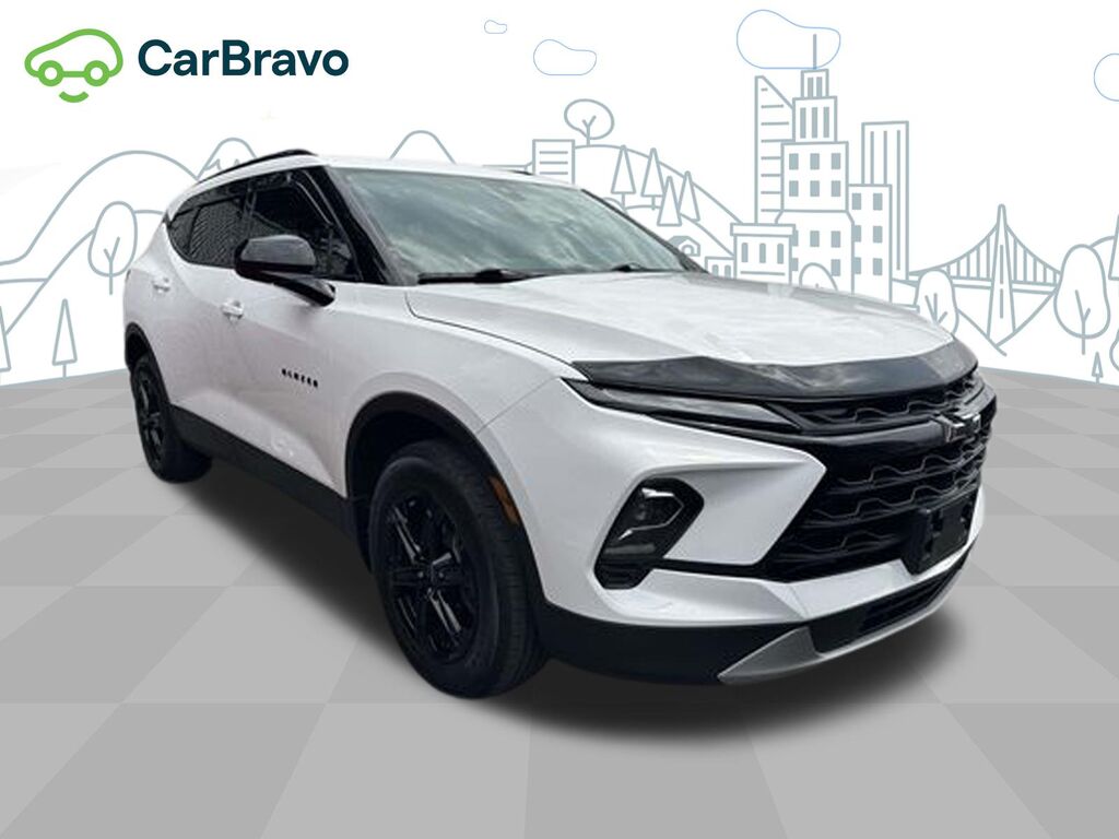 2024 Chevrolet Blazer 2LT — photo 1 of 6