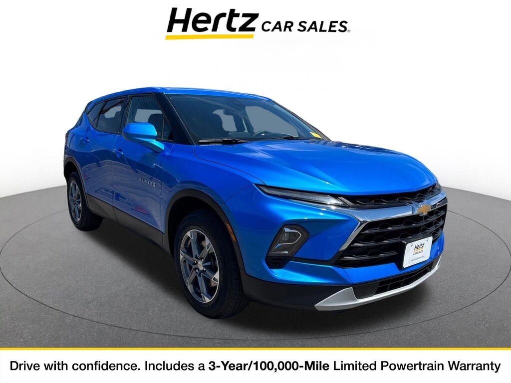 2025 Chevrolet Blazer LT — photo 1 of 11