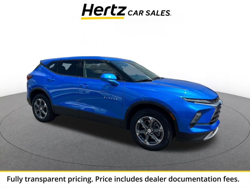 2026 Chevrolet Blazer LT — photo 1 of 11