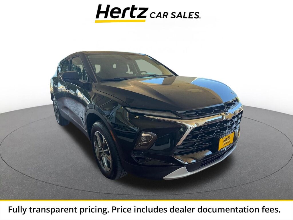2025 Chevrolet Blazer LT — photo 1 of 1