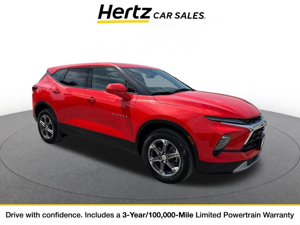 2025 Chevrolet Blazer LT — photo 1 of 11