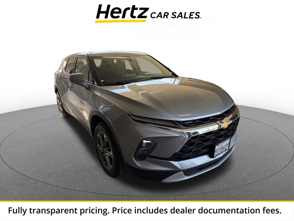 2025 Chevrolet Blazer LT — photo 1 of 1