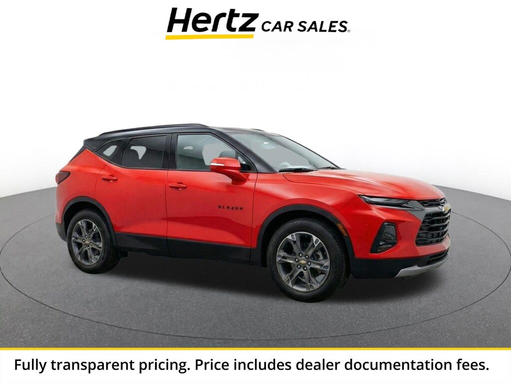 2025 Chevrolet Blazer LT — photo 1 of 2