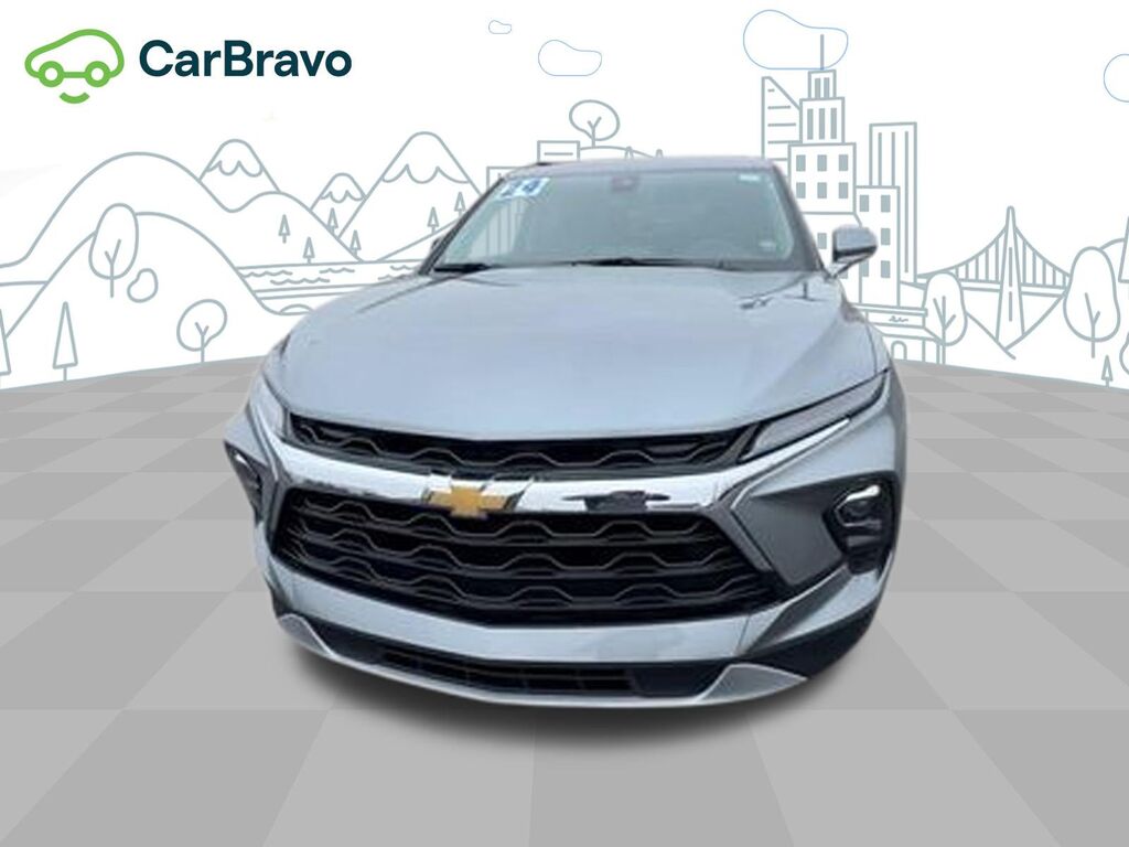 2024 Chevrolet Blazer 2LT — photo 1 of 6