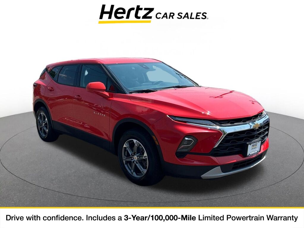 2025 Chevrolet Blazer LT — photo 1 of 11