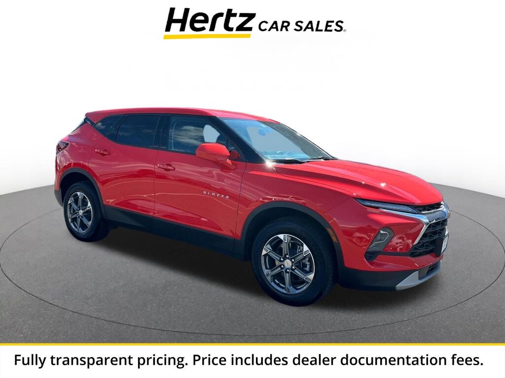 2026 Chevrolet Blazer LT — photo 1 of 13
