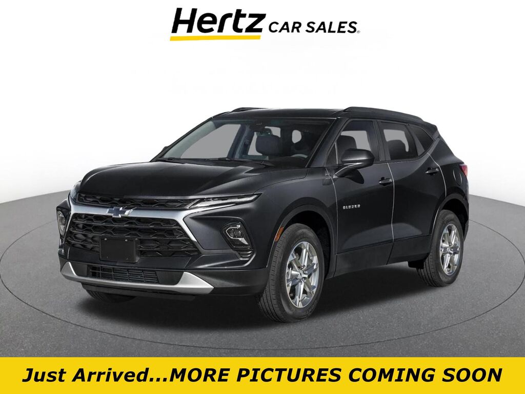 2026 Chevrolet Blazer LT — photo 1 of 14