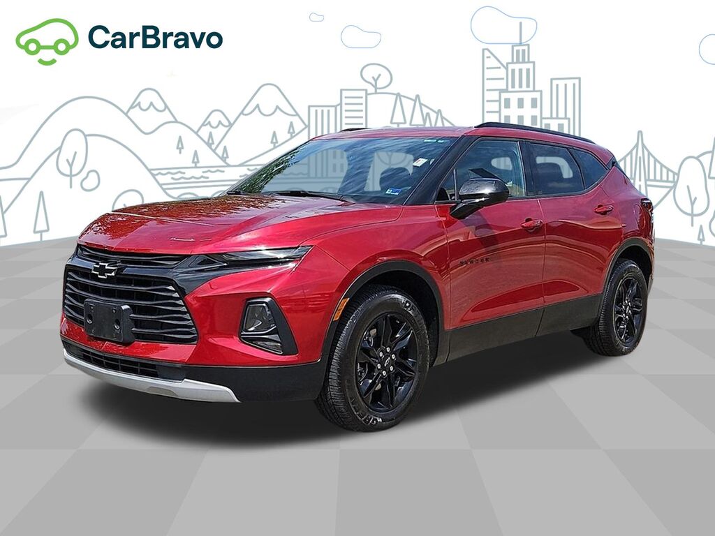 2022 Chevrolet Blazer LT — photo 1 of 6