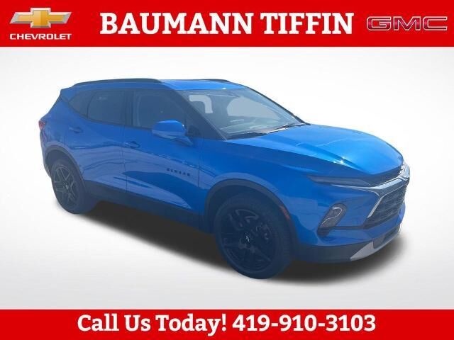 2024 Chevrolet Blazer LT — photo 1 of 13