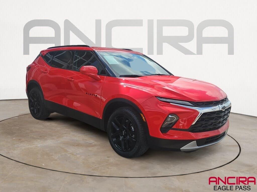 2024 Chevrolet Blazer LT — photo 1 of 1