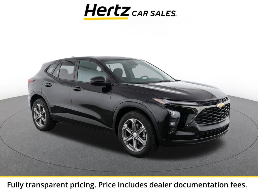 2025 Chevrolet Blazer LT — photo 1 of 33