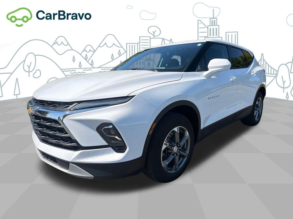 2025 Chevrolet Blazer 2LT — photo 1 of 6