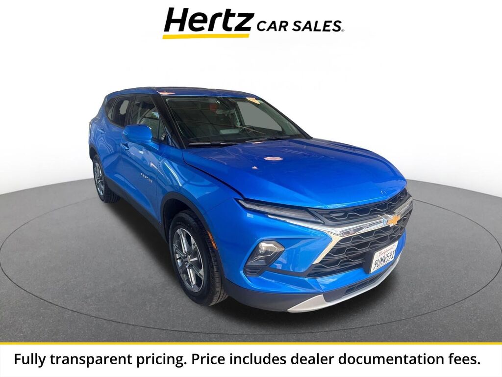 2025 Chevrolet Blazer LT — photo 1 of 1