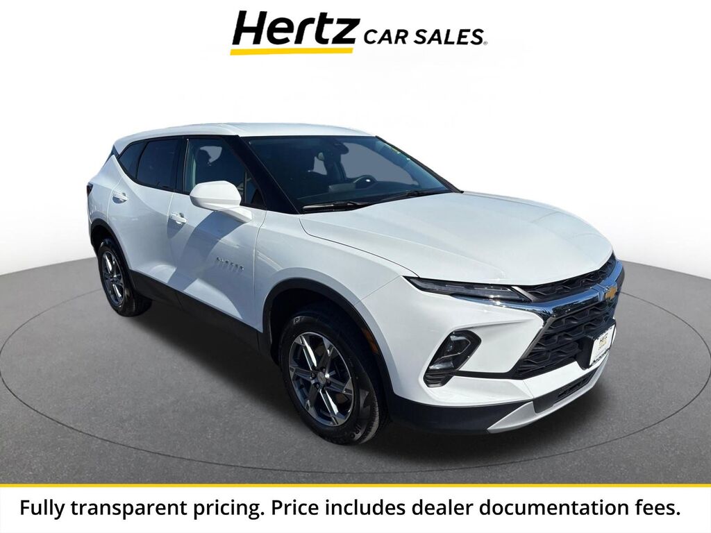 2025 Chevrolet Blazer LT — photo 1 of 1