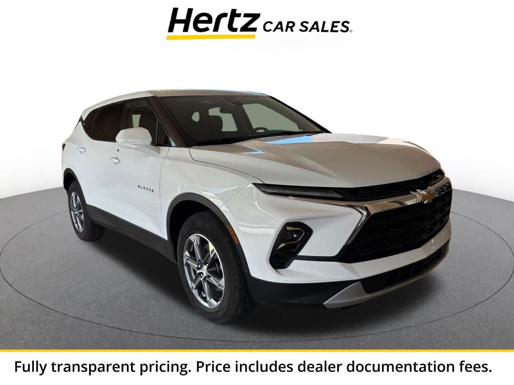 2026 Chevrolet Blazer LT — photo 1 of 13