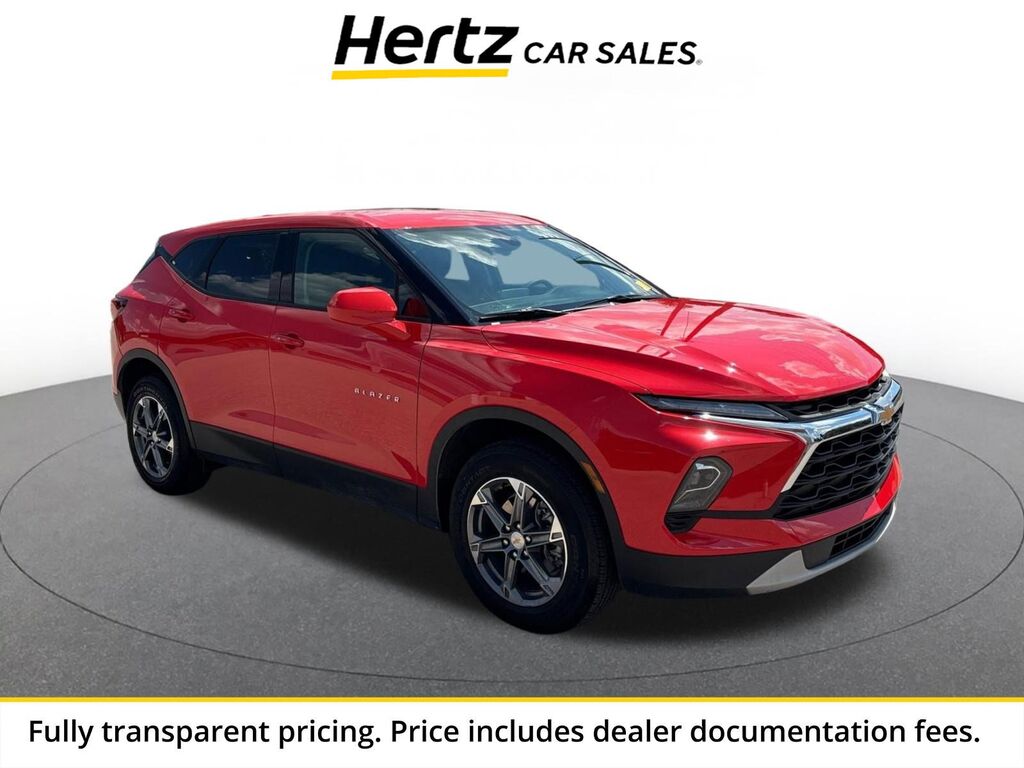 2026 Chevrolet Blazer LT — photo 1 of 15