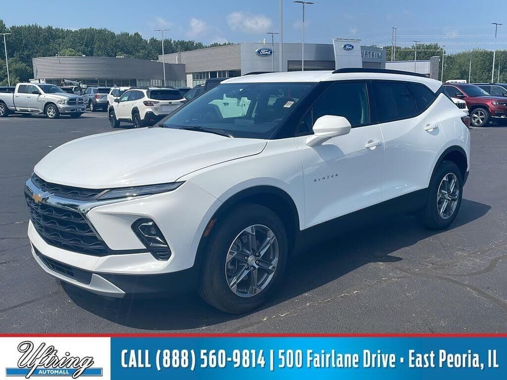 2024 Chevrolet Blazer LT — photo 1 of 14