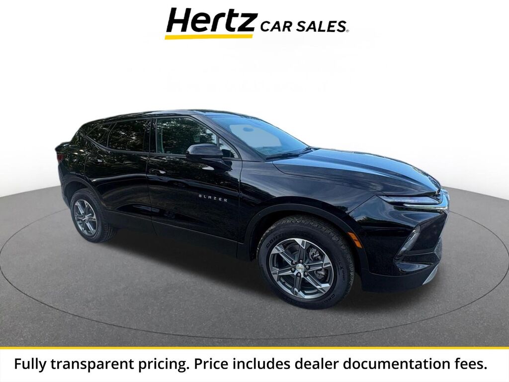 2025 Chevrolet Blazer LT — photo 1 of 1