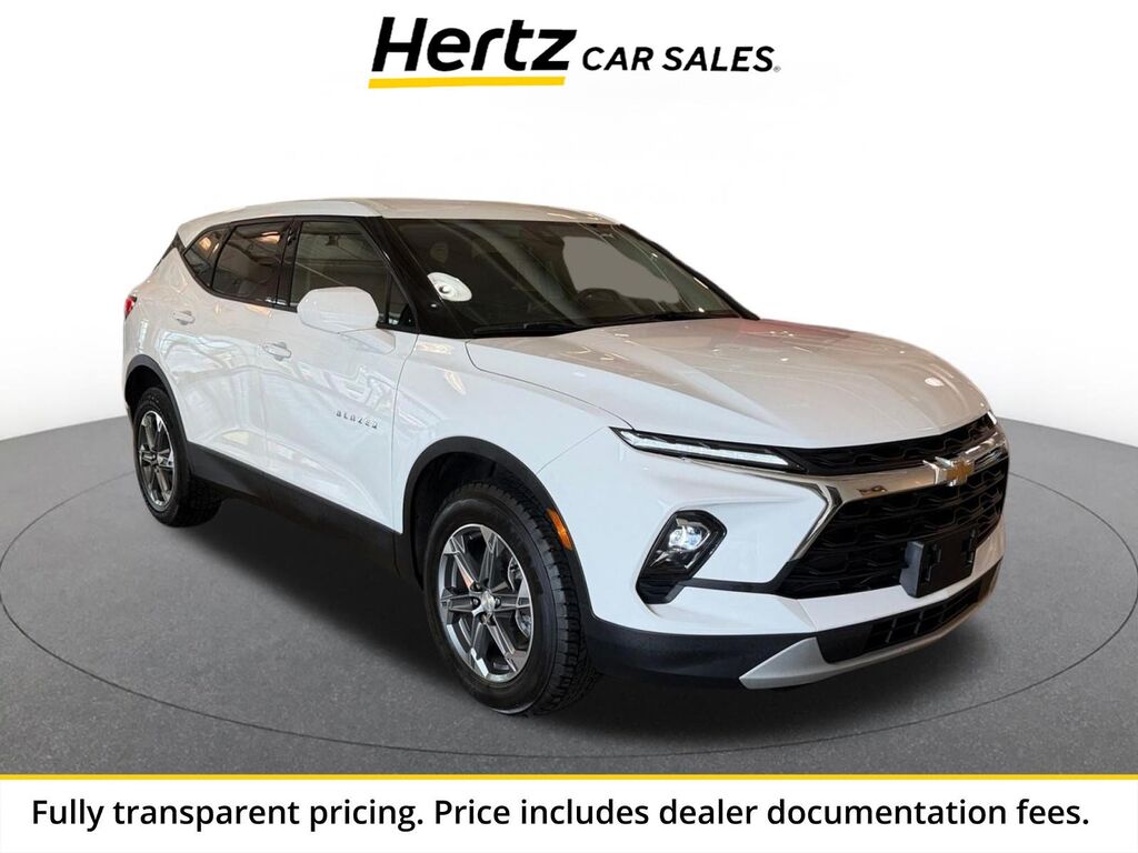 2025 Chevrolet Blazer LT — photo 1 of 1