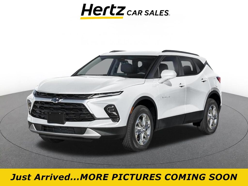 2026 Chevrolet Blazer LT — photo 1 of 14