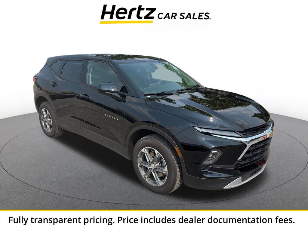 2026 Chevrolet Blazer LT — photo 1 of 13