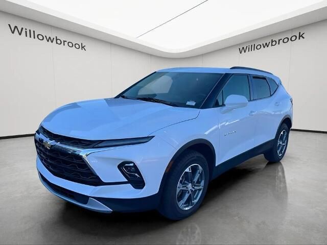 2023 Chevrolet Blazer LT — photo 1 of 13