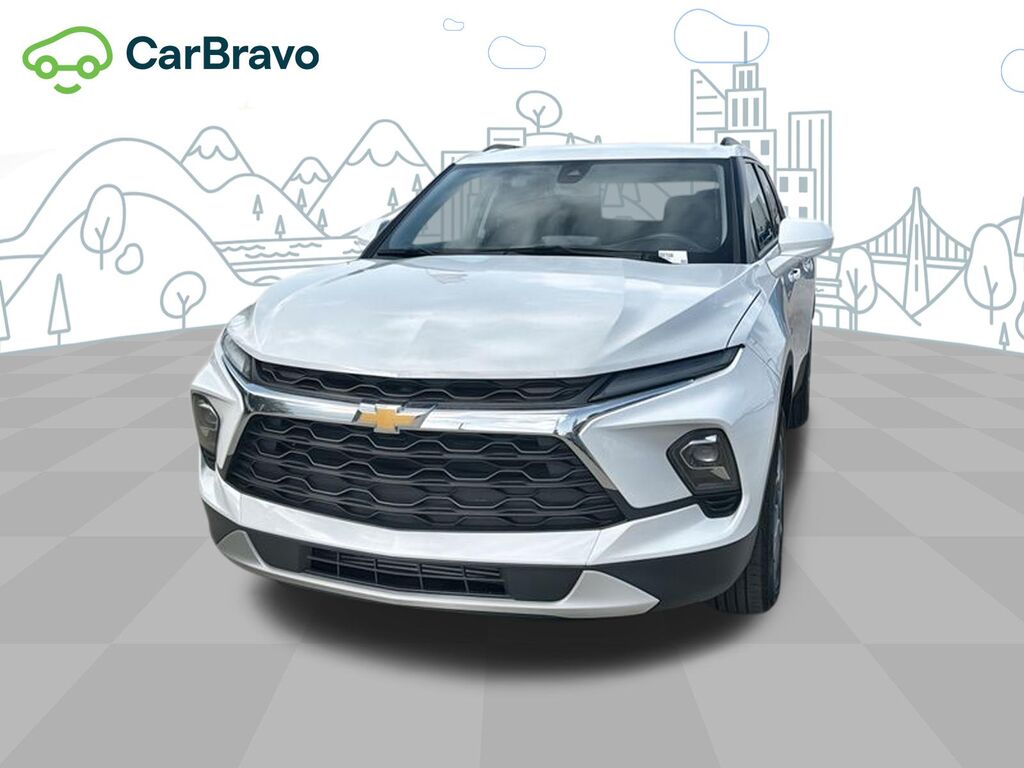 2023 Chevrolet Blazer 2LT — photo 1 of 6
