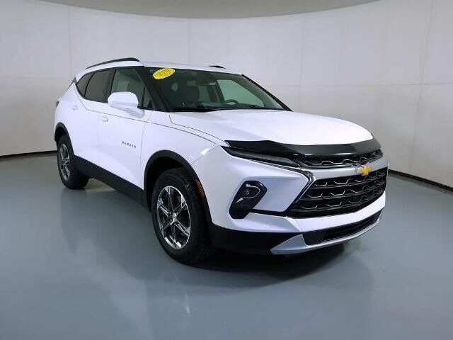 2023 Chevrolet Blazer LT — photo 1 of 13