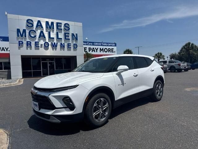 2024 Chevrolet Blazer LT — photo 1 of 13