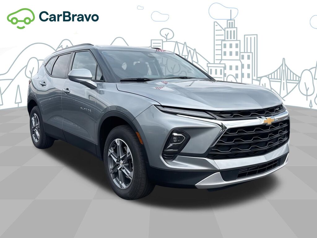 2024 Chevrolet Blazer 2LT — photo 1 of 6