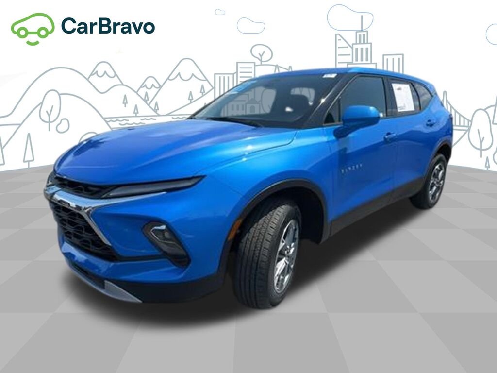 2025 Chevrolet Blazer 2LT — photo 1 of 6