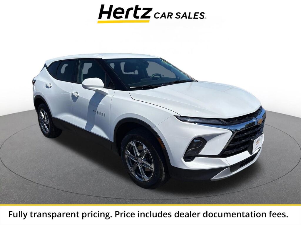 2026 Chevrolet Blazer LT — photo 1 of 13