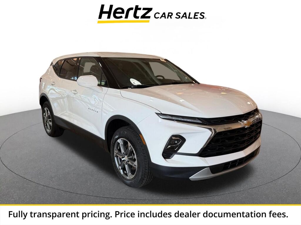 2026 Chevrolet Blazer LT — photo 1 of 13