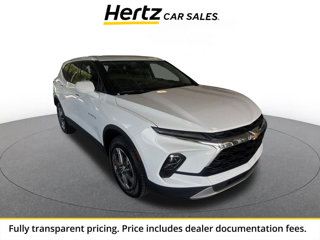 2025 Chevrolet Blazer LT — photo 1 of 1