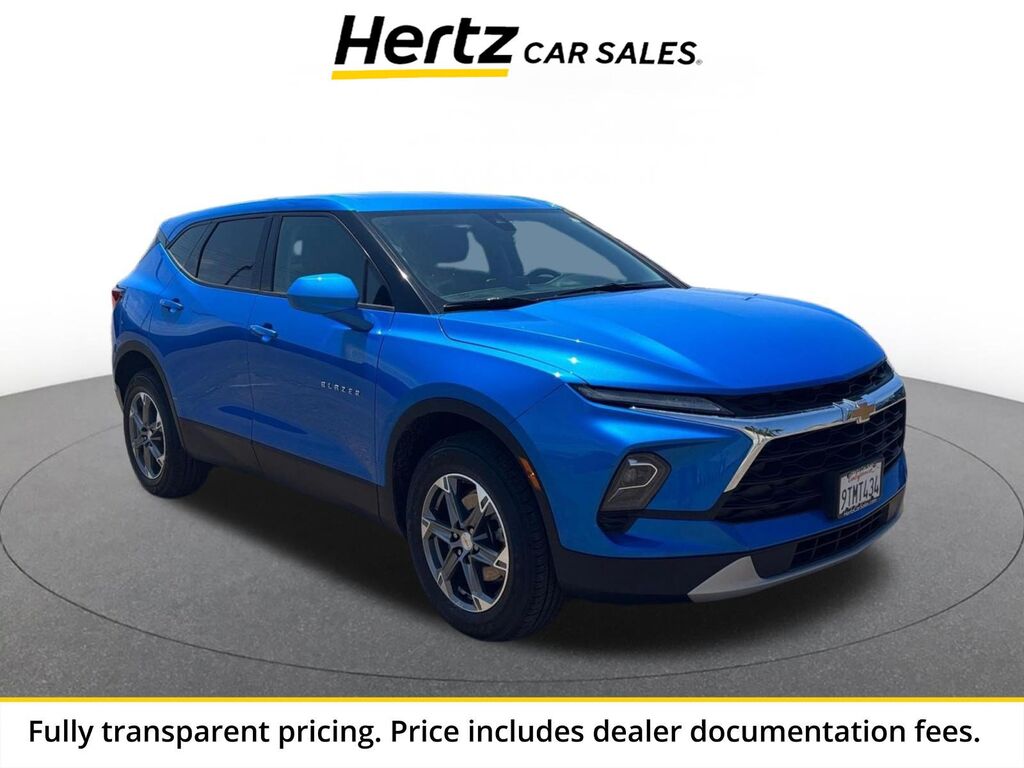 2026 Chevrolet Blazer LT — photo 1 of 13