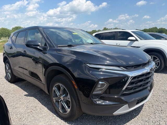 2024 Chevrolet Blazer LT — photo 1 of 26