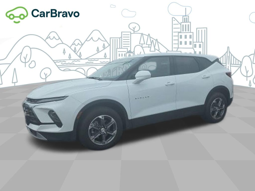 2025 Chevrolet Blazer 2LT — photo 1 of 6
