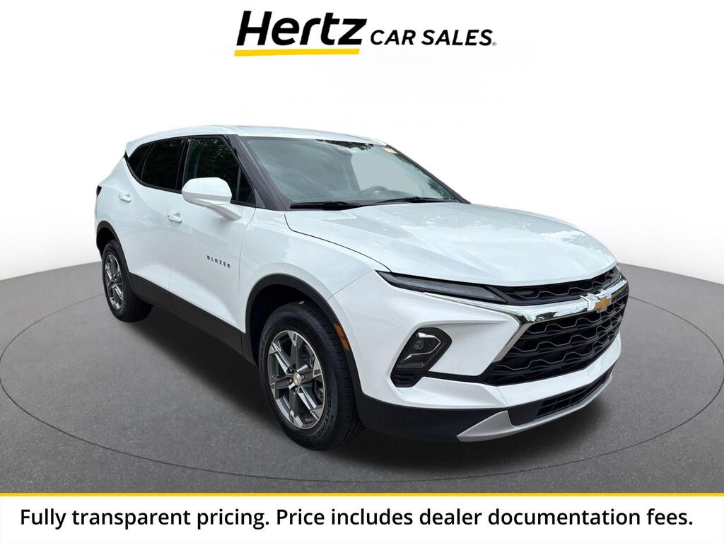 2026 Chevrolet Blazer LT — photo 1 of 13