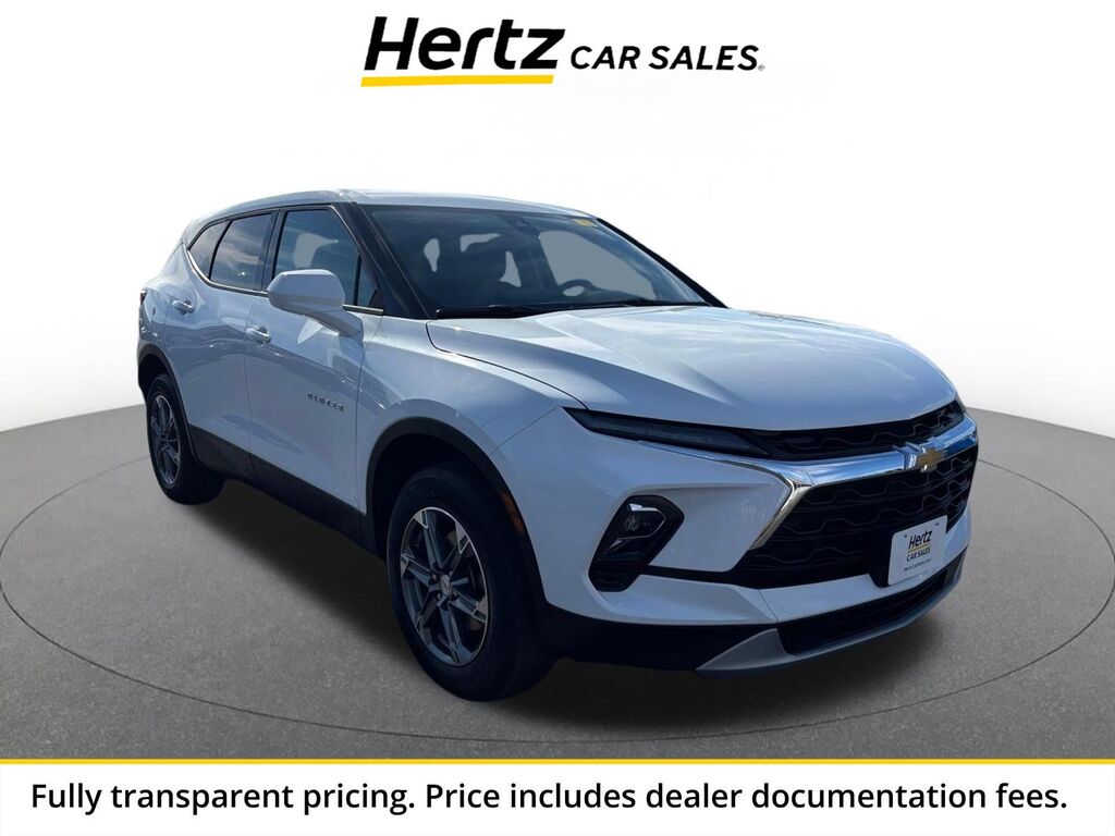 2026 Chevrolet Blazer LT — photo 1 of 13