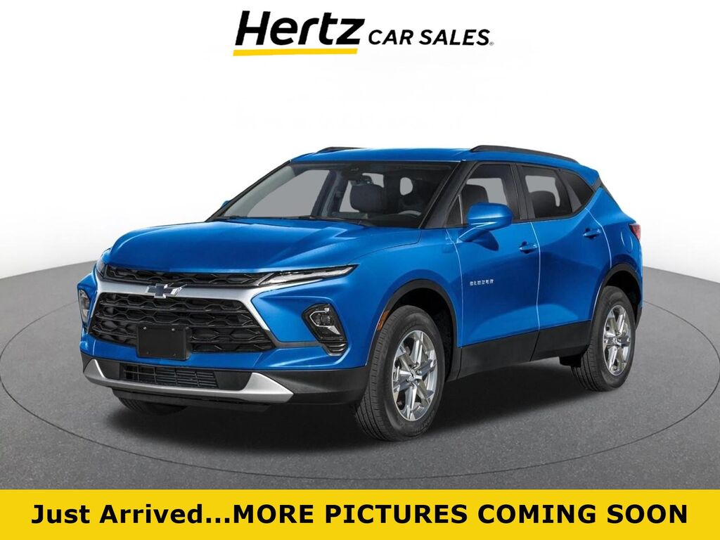 2026 Chevrolet Blazer LT — photo 1 of 5
