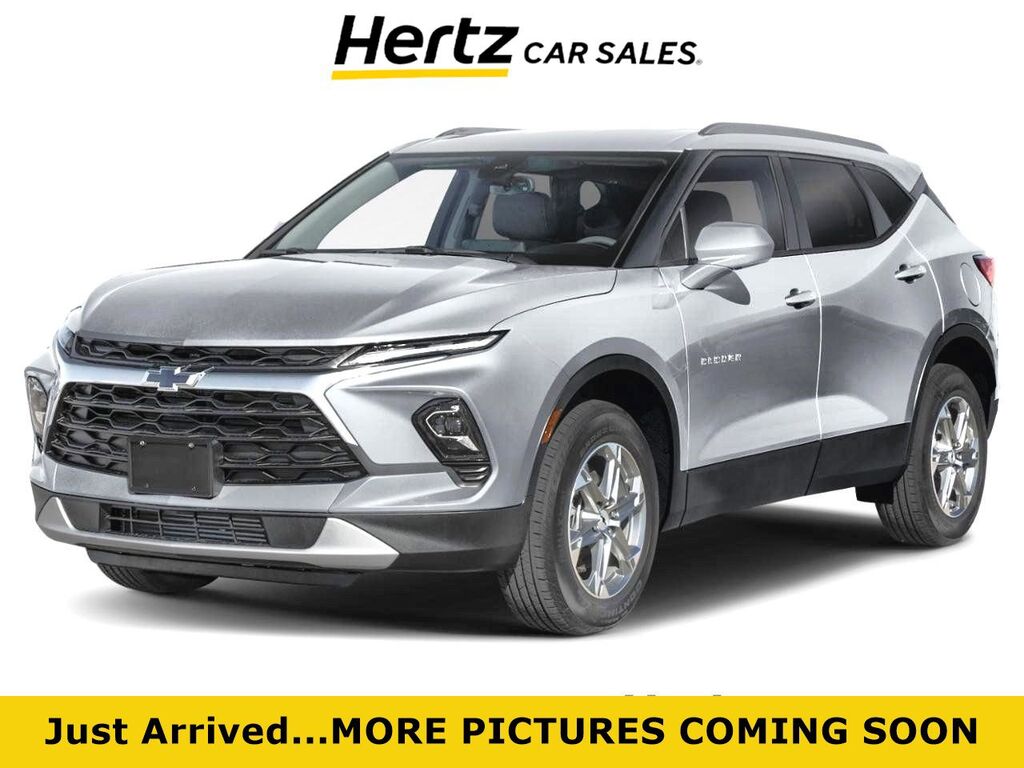 2026 Chevrolet Blazer LT — photo 1 of 3