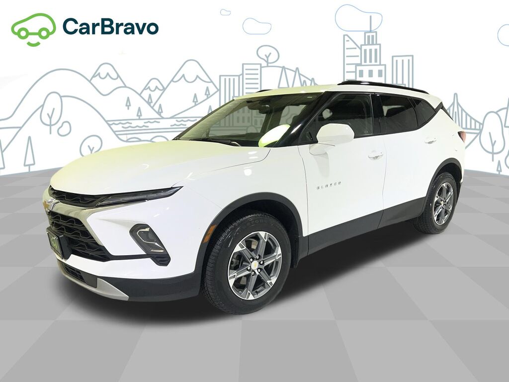 2023 Chevrolet Blazer 2LT — photo 1 of 6