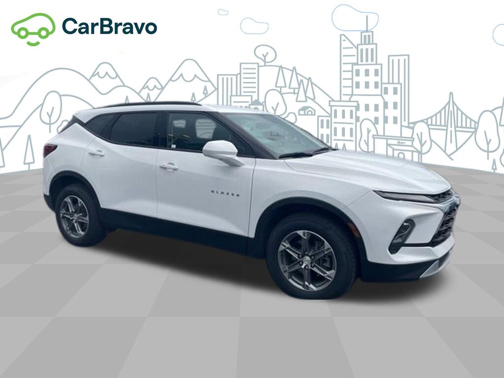 2024 Chevrolet Blazer 2LT — photo 1 of 6