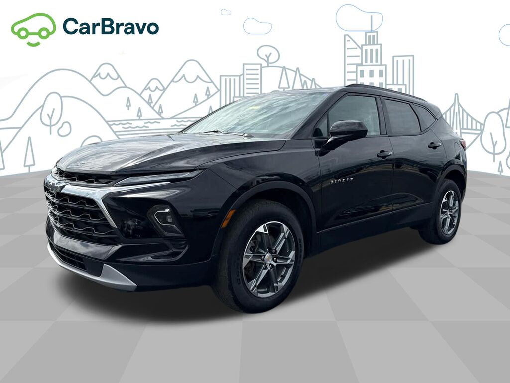 2024 Chevrolet Blazer 2LT — photo 1 of 6