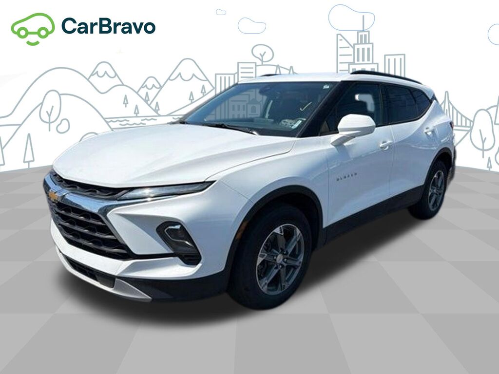 2025 Chevrolet Blazer 2LT — photo 1 of 6
