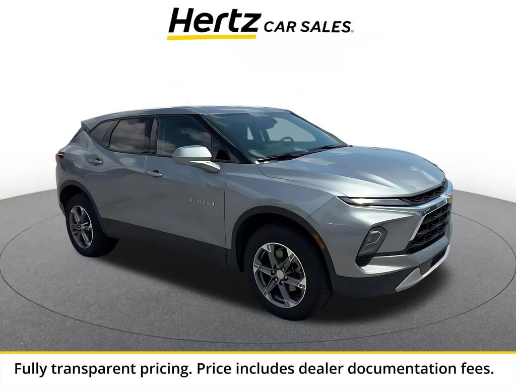 2025 Chevrolet Blazer LT — photo 1 of 23