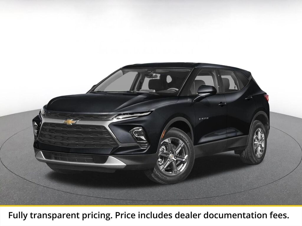 2025 Chevrolet Blazer LT — photo 1 of 16